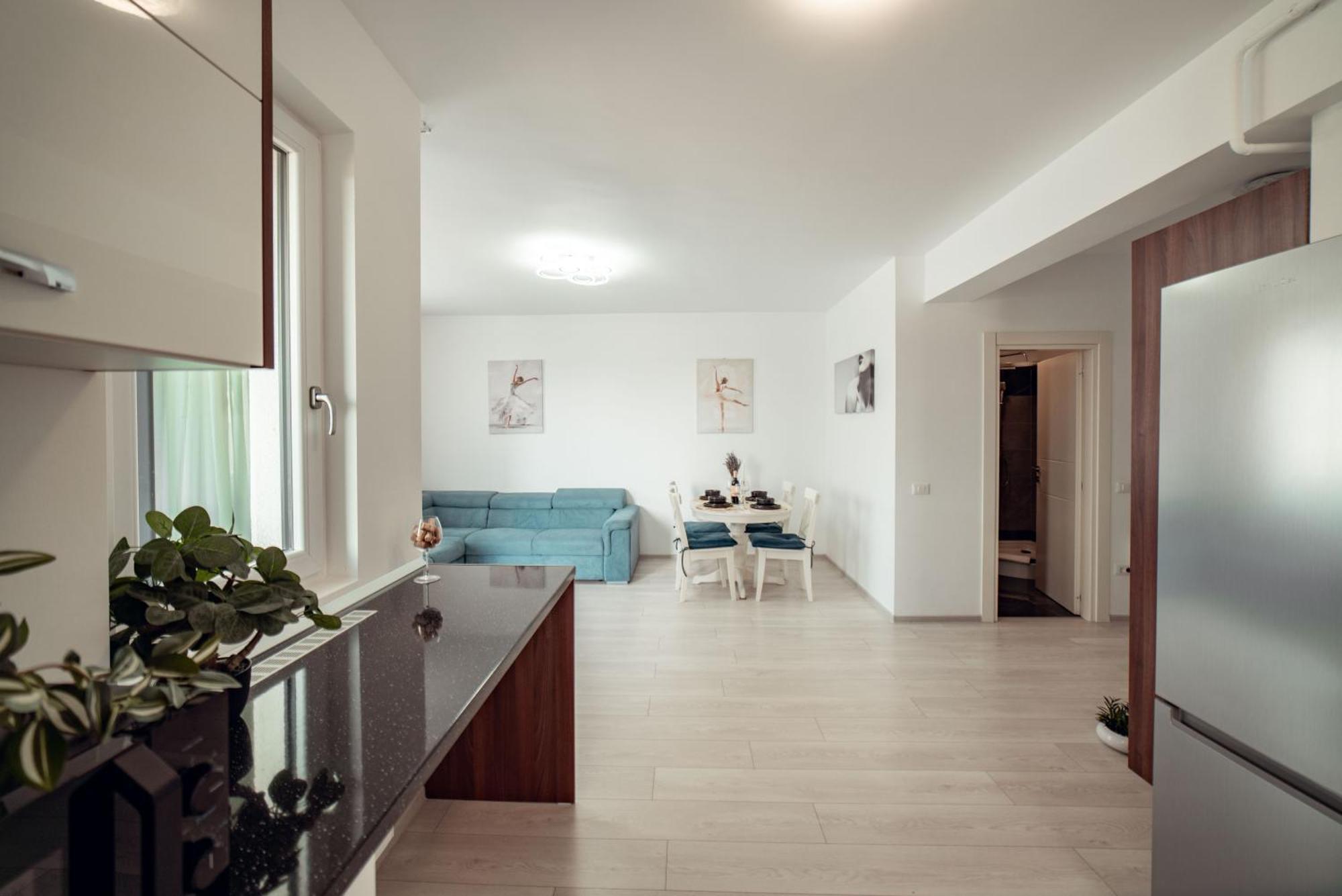 Cozycollection Apartments At Q Residence #6 Yaş Dış mekan fotoğraf